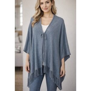 Neiman Marcus Womens Shawl Poncho Wrap Sweater‎ Fringe Travel Soft Casual Preppy